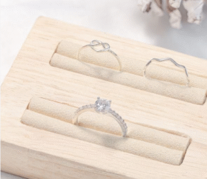 nhẫn đôi bạc, nên chọn những mẫu nào